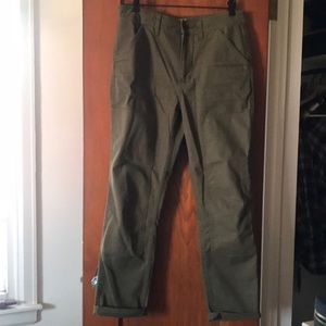REI Trailsmith Pants in Green size 10
